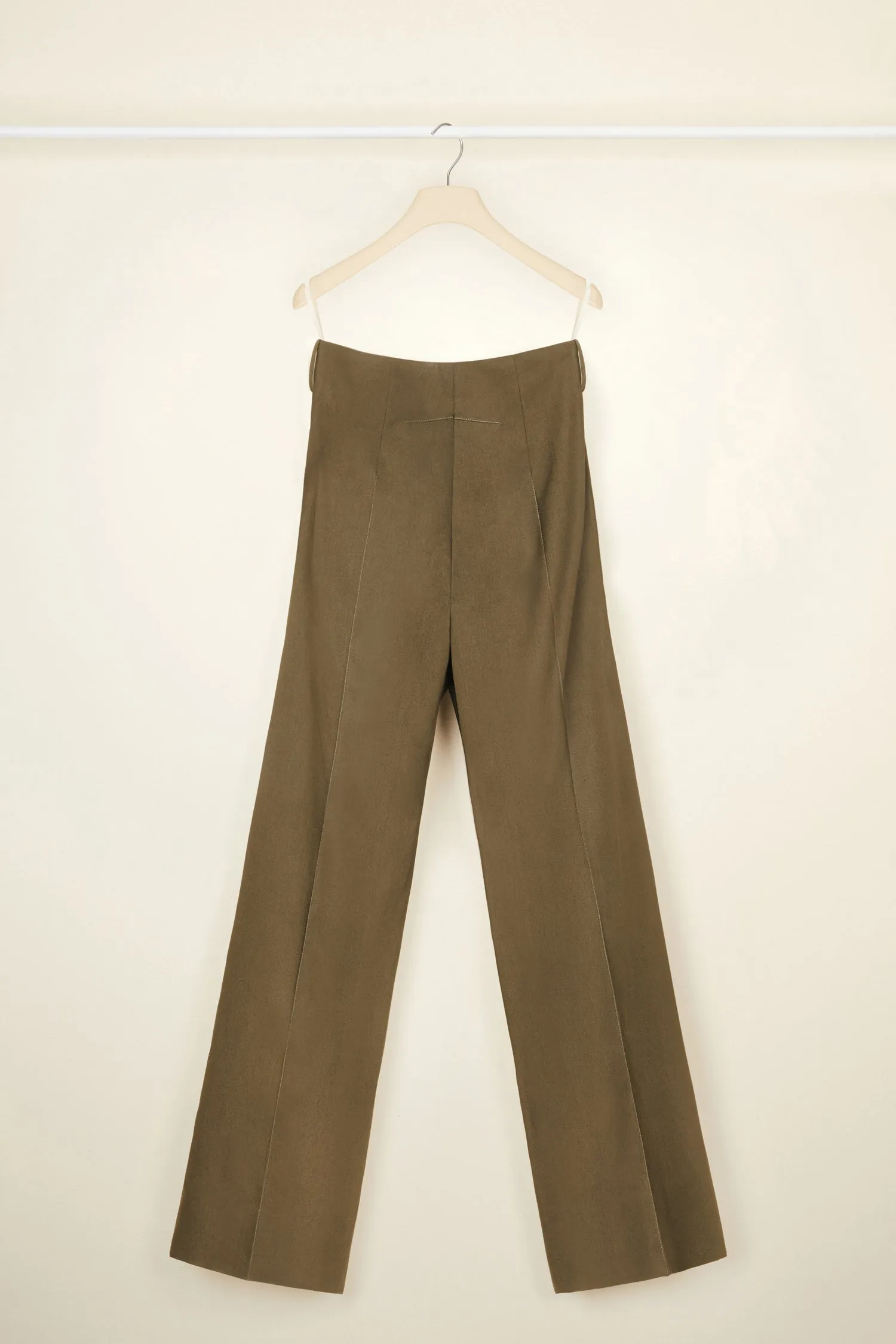 Long tailored trousers in organic cotton